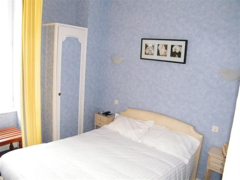 Balzac Hotel Fougeres Luaran gambar